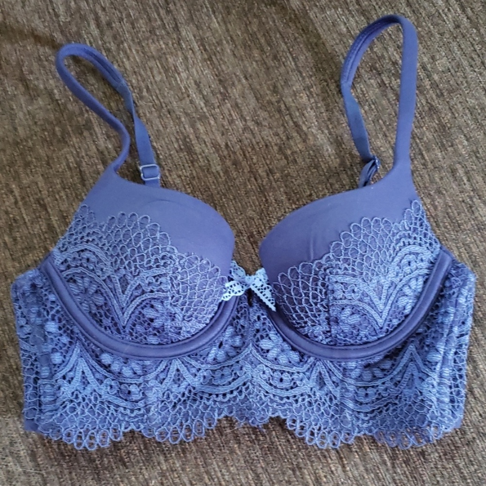 Sz. 32B Brand New bustier/ Bra Victoria's Secret